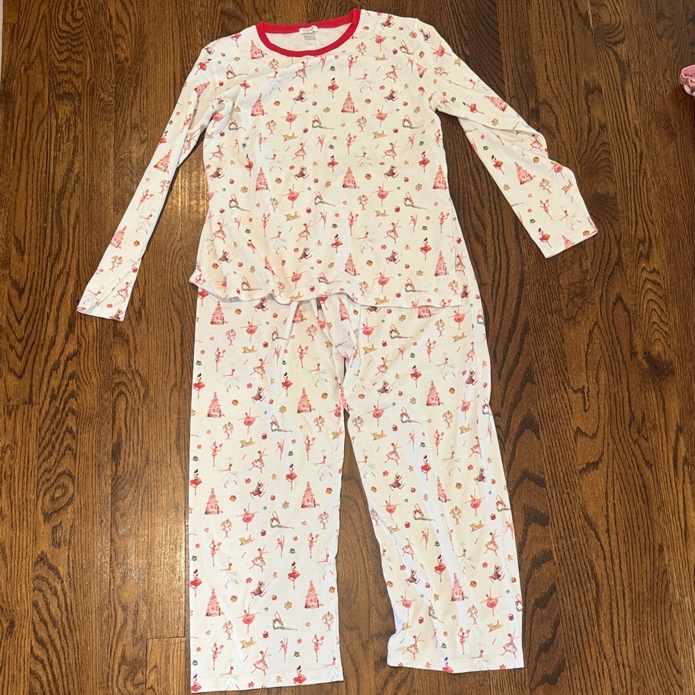 Lake Women’s long-long Holiday Nutcracker Pajama Set Size M